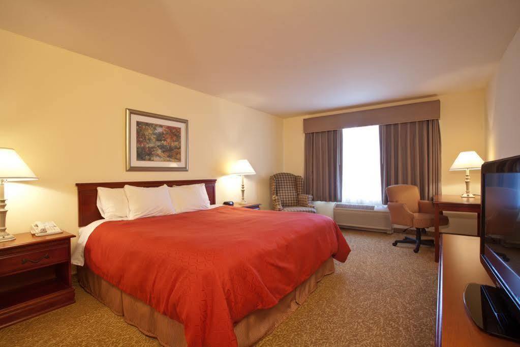 Country Inn & Suites By Radisson, Big Rapids, Mi Habitación foto